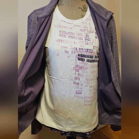 Joe Fresh 4 piece track suit - Picture 4 of 10